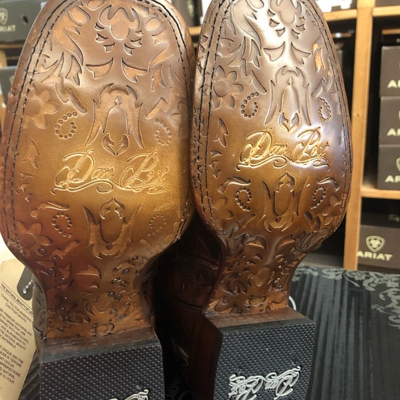 Ladies custom dan post embossed short boot brn NWT - Picture 7 of 8